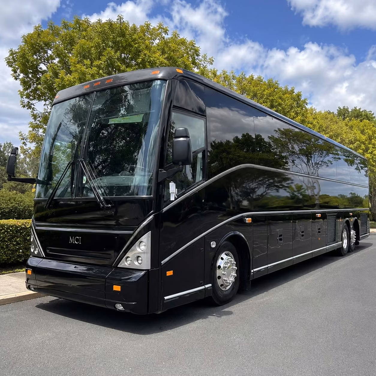amalie arena concert transportation from st petersburg