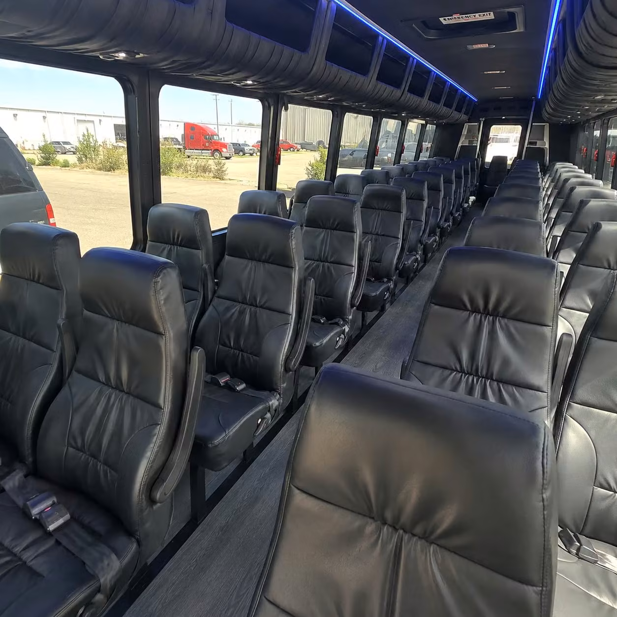 st petersburg 30 passenger minibus rental