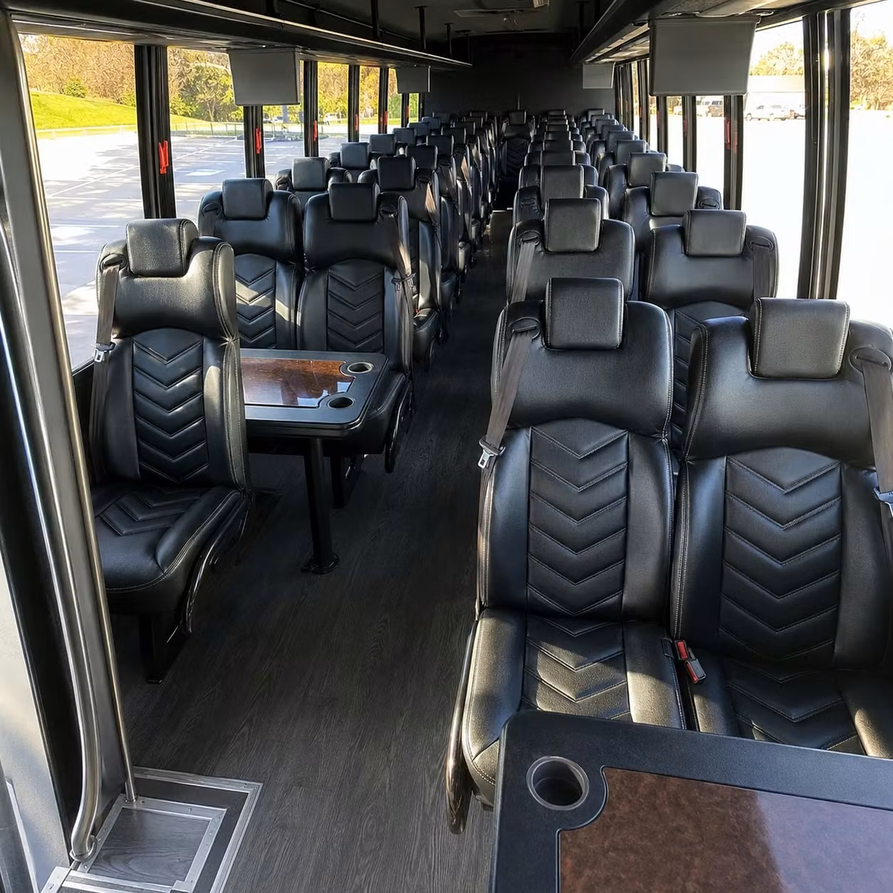 st petersburg 35 passenger minibus rental