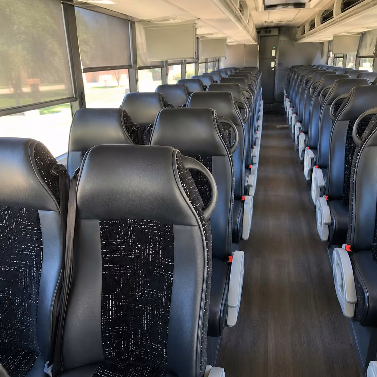 st petersburg 56 passenger charter bus rental